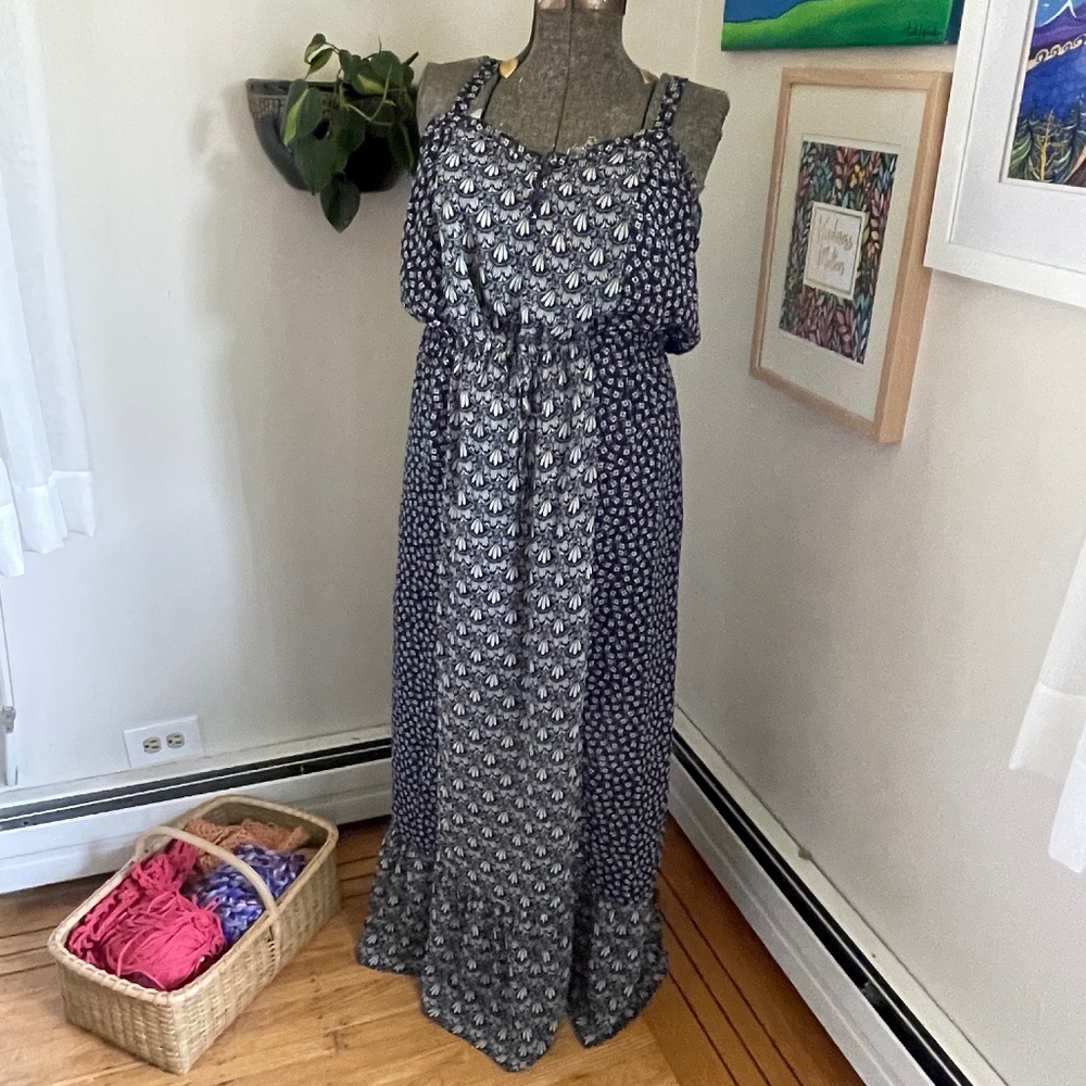 The Gap Boho Navy & White Floral Print Maxi Dress with Adjustable Straps size L